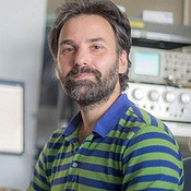 Dr Tobias Bast