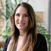 Ruth Staras