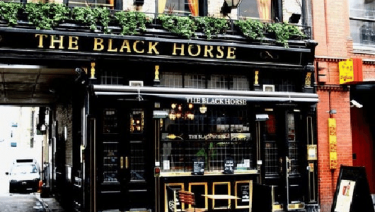 Image of The Black Horse pub in London