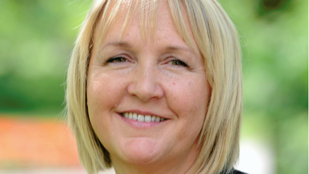 Julie Williams.png
